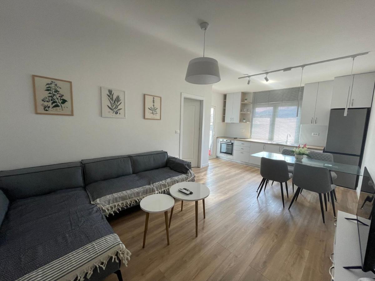 Wanderlust Tirana Apartment Exterior photo